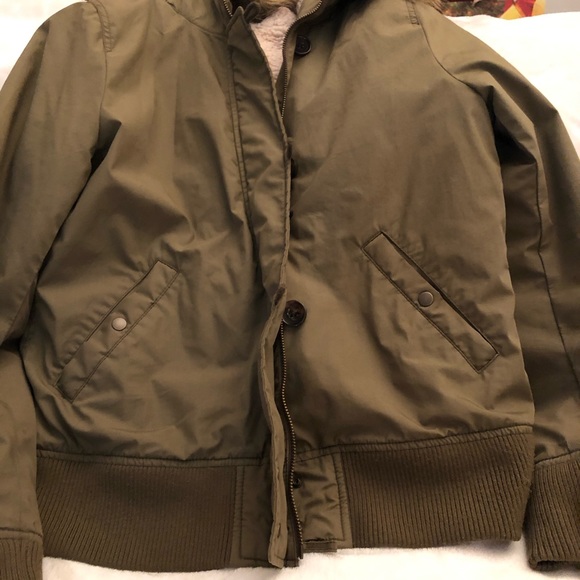 Uniqlo Jacket - Picture 3 of 5